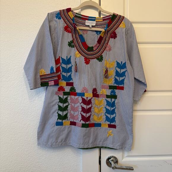 Mi Golondrina Embroidered Top - Picture 1 of 5